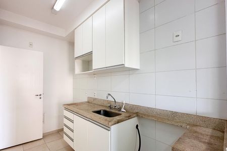 Apartamento à venda com 93m², 3 quartos e 2 vagas Apartamento à venda com 93m², 3 quartos e 2 vagasCozinha