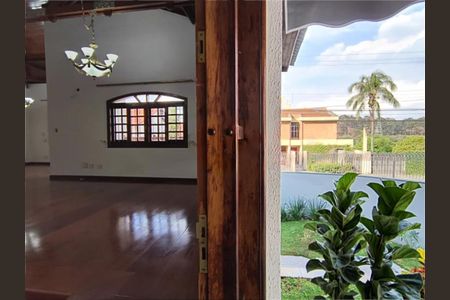 Casa à venda com 3 quartos, 221m² em City América, São Paulo