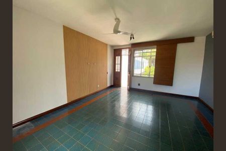 Apartamento à venda com 3 quartos, 182m² em Jardim Guanabara, Rio de Janeiro