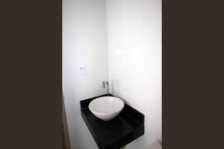 Apartamento à venda com 37m², 2 quartos e sem vagaBanheiro