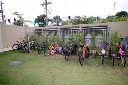 Apartamento à venda com 37m², 2 quartos e sem vagaÁrea comum - Bicicletário