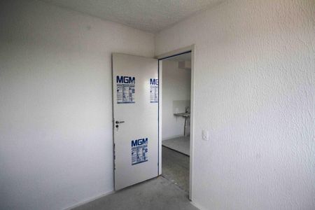 Apartamento para alugar com 2m², 2 quartos e sem vagaQuarto