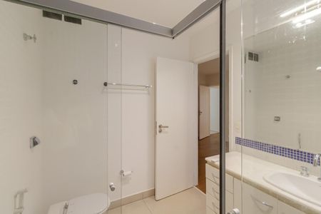 Apartamento à venda com 150m², 3 quartos e 1 vagaBanheiro da Suíte 1
