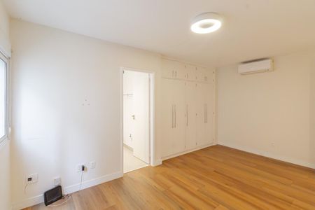 Apartamento à venda com 150m², 3 quartos e 1 vagaSuíte 1