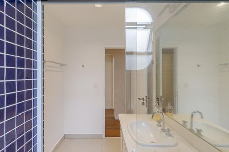 Apartamento à venda com 150m², 3 quartos e 1 vagaBanheiro