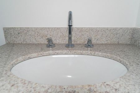 Apartamento à venda com 68m², 2 quartos e 1 vagaBanheiro Social