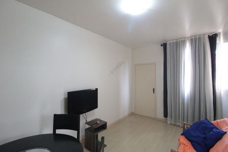 Sala de apartamento para alugar com 2 quartos, 60m² em Ouro Preto, Belo Horizonte