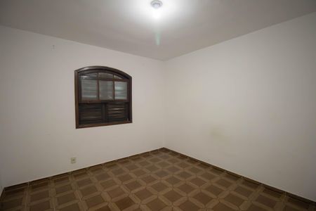 Casa para alugar com 90m², 2 quartos e 2 vagasQuarto 2