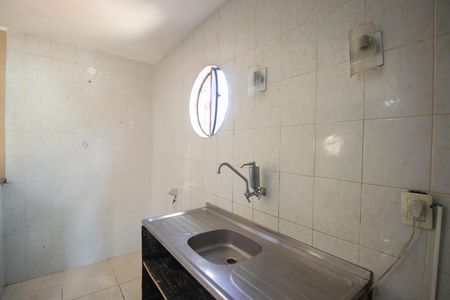 Casa para alugar com 90m², 2 quartos e 2 vagasCozinha