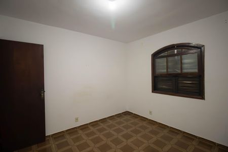 Casa para alugar com 90m², 2 quartos e 2 vagasQuarto 2