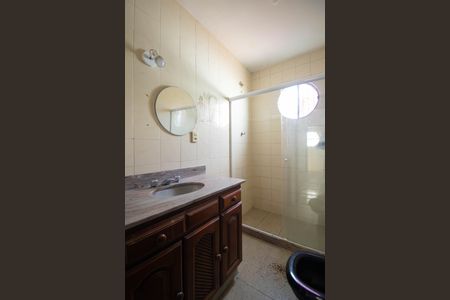 Casa para alugar com 90m², 2 quartos e 2 vagasBanheiro