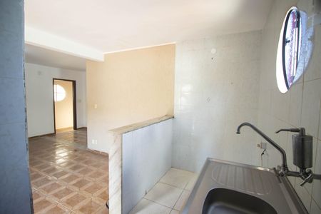 Casa para alugar com 90m², 2 quartos e 2 vagasCozinha