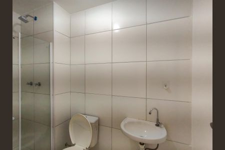 Banheiro de kitnet/studio para alugar com 1 quarto, 40m² em Imperial de São Cristóvão, Rio de Janeiro