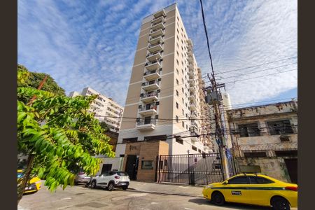 Studio para alugar com 40m², 1 quarto e sem vaga Studio para alugar com 40m², 1 quarto e sem vagaFachada e portaria