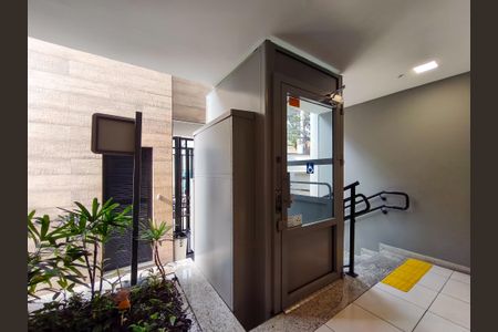 Studio para alugar com 40m², 1 quarto e sem vaga Studio para alugar com 40m², 1 quarto e sem vagaFachada e portaria