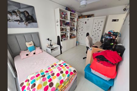 Quarto de casa de condomínio para alugar com 3 quartos, 230m² em Taquara, Rio de Janeiro