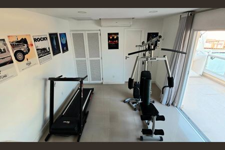 Sala de casa de condomínio para alugar com 3 quartos, 230m² em Taquara, Rio de Janeiro