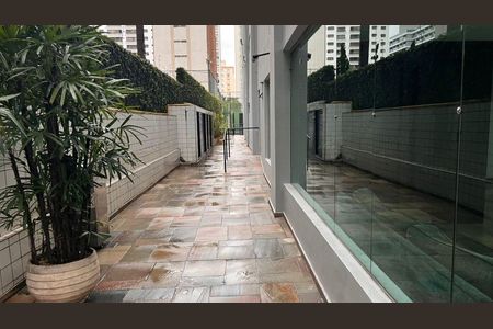 Apartamento à venda com 100m², 3 quartos e 2 vagas Apartamento à venda com 100m², 3 quartos e 2 vagasÁrea externa