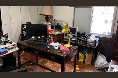 Apartamento à venda com 100m², 3 quartos e 2 vagas Apartamento à venda com 100m², 3 quartos e 2 vagasEscritório