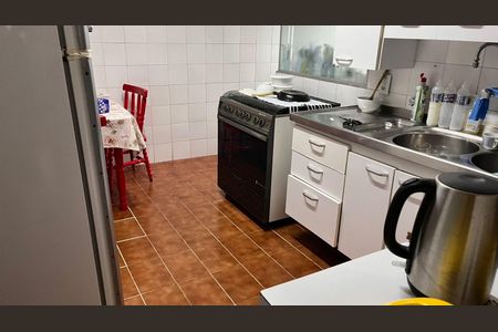 Apartamento à venda com 100m², 3 quartos e 2 vagas Apartamento à venda com 100m², 3 quartos e 2 vagasCozinha