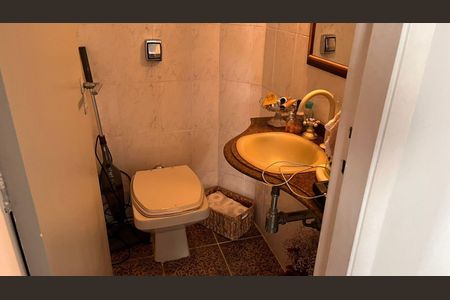 Apartamento à venda com 100m², 3 quartos e 2 vagas Apartamento à venda com 100m², 3 quartos e 2 vagasBanheiro