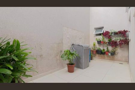 Casa à venda com 205m², 4 quartos e 2 vagas