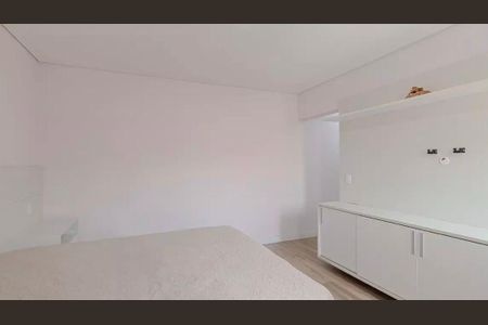 Casa à venda com 4 quartos, 205m² em Vila Camilópolis, Santo André