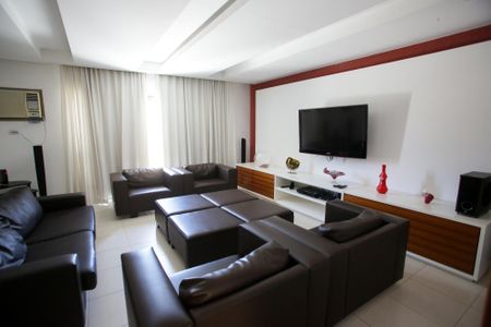 Apartamento à venda com 125m², 3 quartos e 2 vagasSala de Cinema