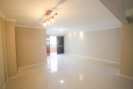 Apartamento à venda com 125m², 3 quartos e 2 vagasSala