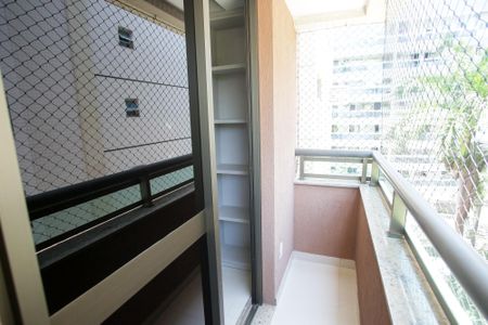 Apartamento à venda com 125m², 3 quartos e 2 vagasVaranda da Suíte 1