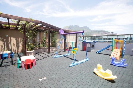 Apartamento à venda com 125m², 3 quartos e 2 vagasÁrea comum - Playground