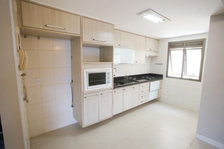 Apartamento à venda com 125m², 3 quartos e 2 vagasCozinha