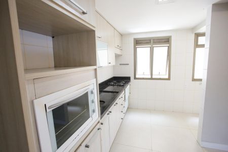 Apartamento à venda com 125m², 3 quartos e 2 vagasCozinha
