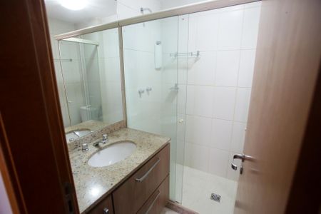 Apartamento à venda com 125m², 3 quartos e 2 vagasBanheiro da Suíte 1