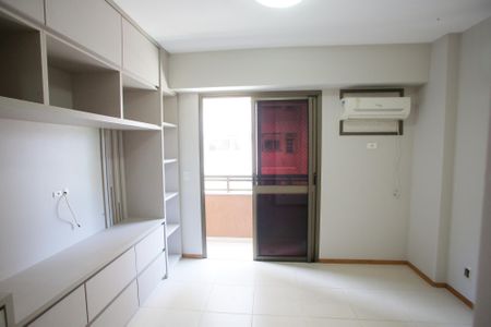 Apartamento à venda com 125m², 3 quartos e 2 vagasQuarto Suíte 1