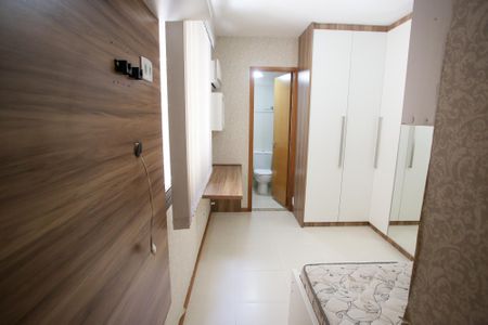 Apartamento à venda com 125m², 3 quartos e 2 vagasQuarto Suíte 2