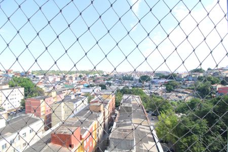 Vista janela da sala de apartamento para alugar com 2 quartos, 52m² em Parque Guarapiranga, São Paulo