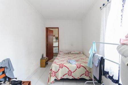 Casa à venda com 97m², 3 quartos e 1 vaga Casa à venda com 97m², 3 quartos e 1 vagaSuíte 2