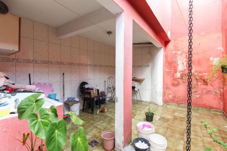 Casa à venda com 97m², 3 quartos e 1 vaga Casa à venda com 97m², 3 quartos e 1 vagaQuintal - Área de Serviço