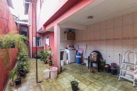 Casa à venda com 97m², 3 quartos e 1 vaga Casa à venda com 97m², 3 quartos e 1 vagaQuintal - Área de Serviço