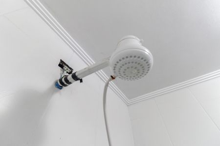 Casa à venda com 97m², 3 quartos e 1 vaga Casa à venda com 97m², 3 quartos e 1 vagaBanheiro da Suíte 1