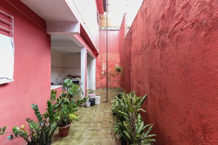 Casa à venda com 97m², 3 quartos e 1 vaga Casa à venda com 97m², 3 quartos e 1 vagaQuintal - Área de Serviço