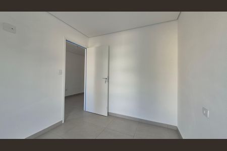 Quarto de apartamento para alugar com 2 quartos, 76m² em Parque das Nações, Santo André