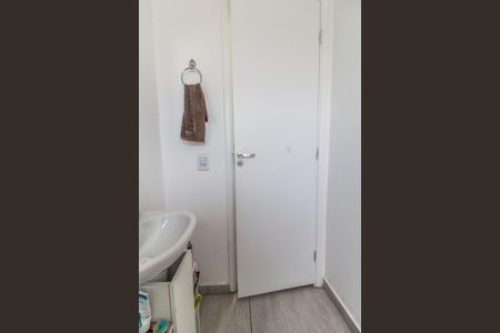 Apartamento à venda com 55m², 2 quartos e 1 vaga Apartamento à venda com 55m², 2 quartos e 1 vagaBanheiro