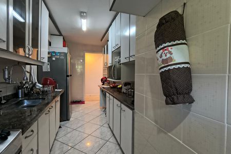 Apartamento à venda com 98m², 3 quartos e 2 vagasCozinha - Armários