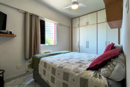 Apartamento à venda com 98m², 3 quartos e 2 vagasQuarto 2 - Suíte
