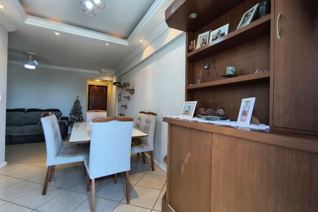 Apartamento à venda com 98m², 3 quartos e 2 vagasSala