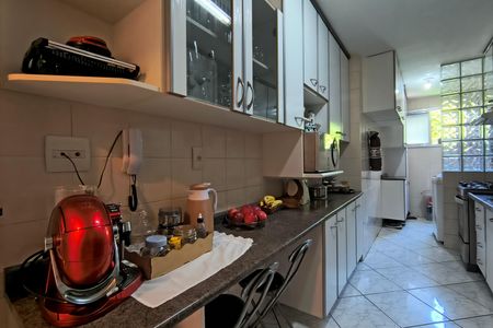 Apartamento à venda com 98m², 3 quartos e 2 vagasCozinha - Armários