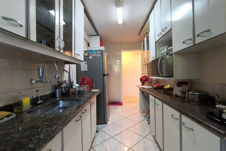 Apartamento à venda com 98m², 3 quartos e 2 vagasCozinha - Armários