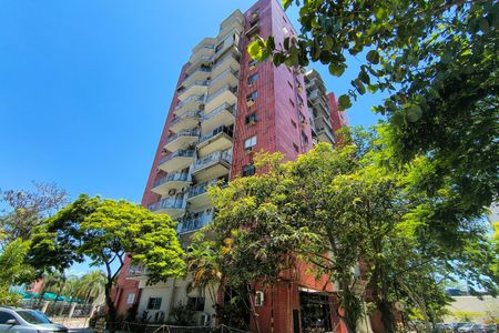 Apartamento à venda com 98m², 3 quartos e 2 vagasFachada do bloco